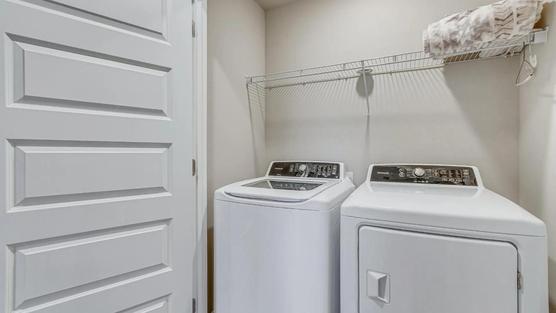 Holiday home Pensacola Vacation Rental With Community Pool!