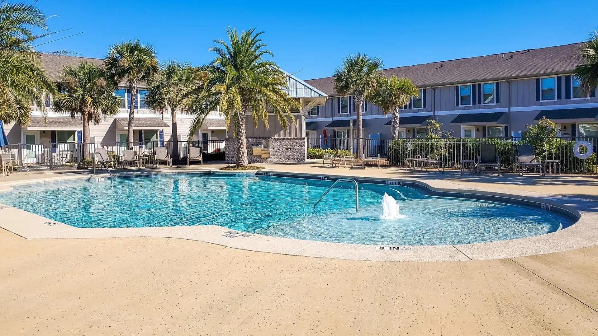 Pensacola Vacation Rental With Community Pool!
